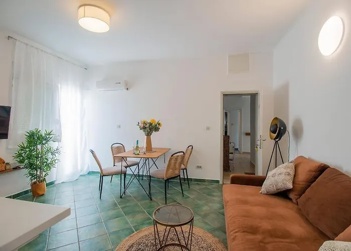 Apartment Verde Апартаменты *